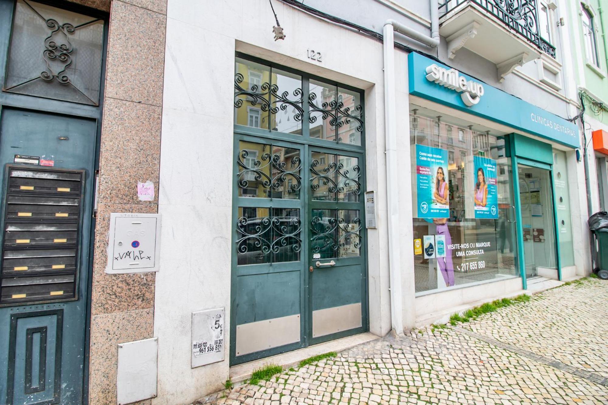 Arroios - Third Floor Hotel Lisbon Exterior photo